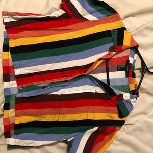 Crop top.
